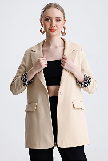MD trend Women's Leopard Detailed Buttoned Lined Padded Blazer Jacket