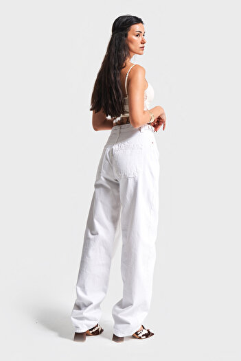 its basic Γυναικείο λευκό χρώμα Lotus Baggy Fit Super Long τζιν