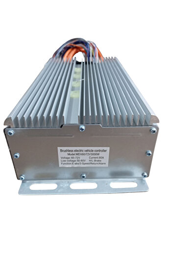 Bix 3 TEKERLİ KASALI 80 AMPER 3000W 60.120 DERECE 48V84 AKİLLİ BEYİN