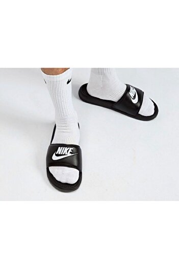 Nike Шльопанці унісекс Victori One КУПИТИ 1 РОЗМІР В МАГАЗИНІ CNGSTORE