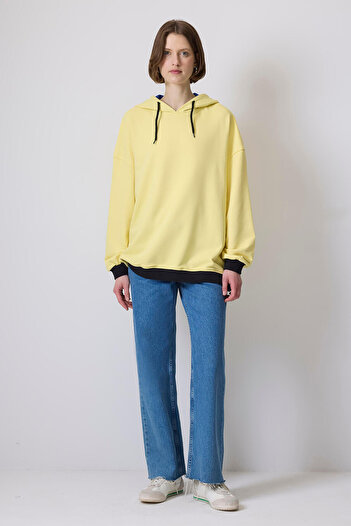 Touché Privé OVERSIZE SWEATSHIRT