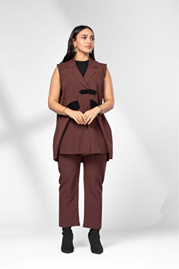 outline Brown under-abaya set