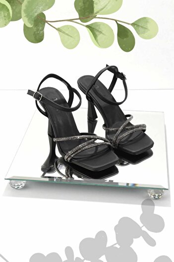 Bambi Matte Black Women's Classic Heeled Shoes K05124011238