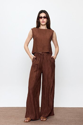 SHERIN Brown Corded Elastic Waist Palazzo Trousers