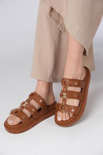 Mio Gusto Γυναικείες παντόφλες Daniela Tan Color Metal Buckle