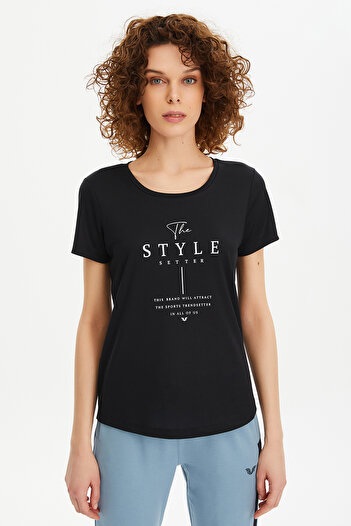 bilcee Women's Black Quick Dry Lightweight Training Printed T-Shirt 0812