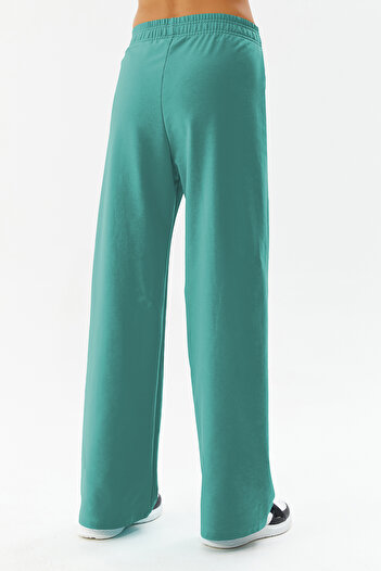 bilcee Women's Green High Waist Cotton Casual and Sports Comfortable Fit Wide Leg Sweatpants 0313