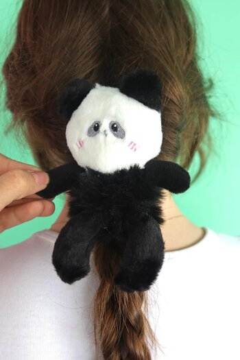 TAKIŞTIR Black and White Color Panda Figured Plush Bagel Buckle