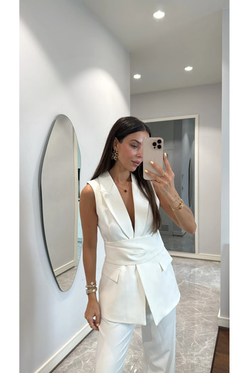 My Blog Weißes Eliana-Hosenset mit Gürtelweste – 2786