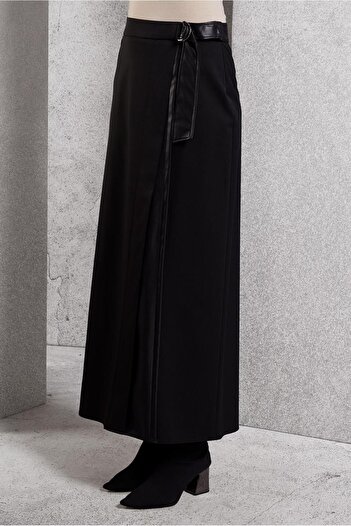 Alvina 60624 Model Belted Skirt