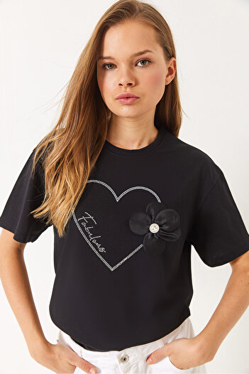 Bianco Lucci Women's Heart Stone Printed Crew Neck Cotton T-Shirt with Floral Accessories 60283098