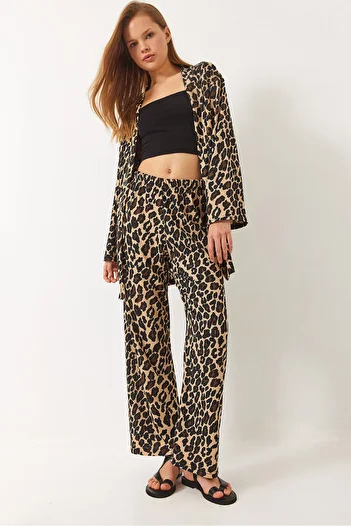 Bianco Lucci Women's Elastic Waist Leopard Patterned Wrap Kimono Top and Bottom Set 0245 60284023