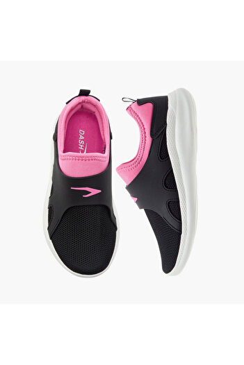 Dash Logo Detail Slip-On Sports Shoes