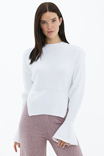 Sementa Crew Neck Slit Spanish Sleeve Knitwear Sweater - White