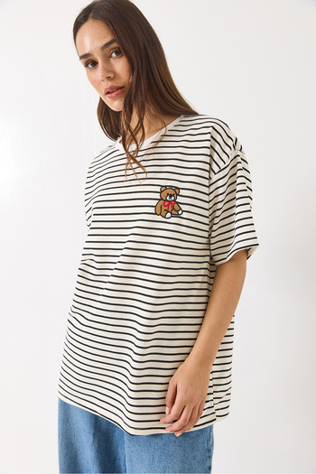Bianco Lucci Gestreiftes Tedi-T-Shirt mit bestickten kurzen Ärmeln für Damen, Modell 3083 60283055