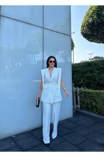 buqre's moda Tie-Up Double Belted Blazer Vest Pants Suit