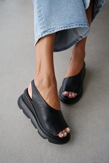 selinshoes Bierna Women's Sandals with Open Heels from Front and Side - Black