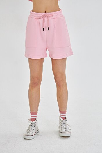 The Champ Clothing Stretchy and Relaxed Fit Double Pocket Above Knee Shorts for Women