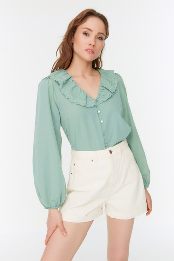 Trendyol Collection Menta gallérú csipke részletes szőtt ing TWOSS22GO0235