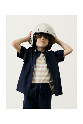 name ıt Boy's T-shirt