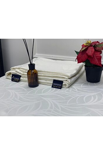 NİVEMESHOME Nivemeshome 140X280 Cream Leaf Patterned Stain-Proof Table Cloth