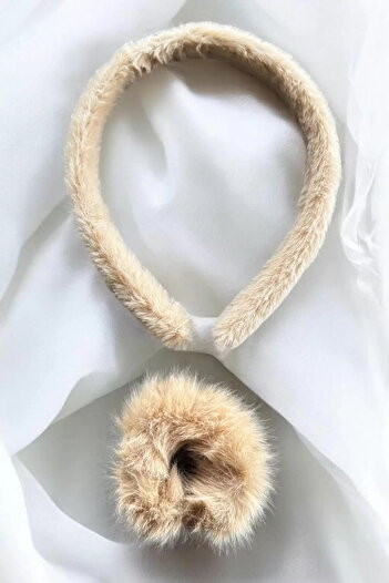 Vitastyle Plush 2-Piece Crown and Bagel Buckle Set