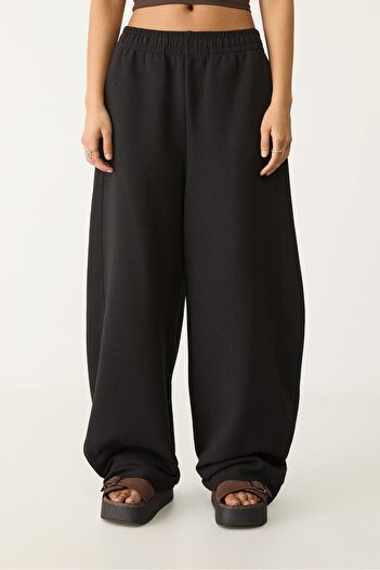 Stradivarius Plush barrel trousers