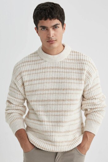 DeFacto Oversize Wide Fit Striped Crew Neck Knitwear Sweater Y0634Az23Wn