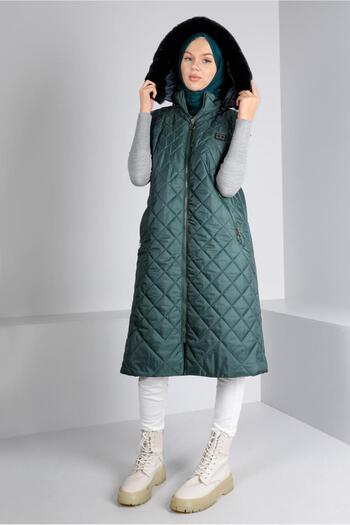 Alvina 90335 Model Quilted Zippered Vest