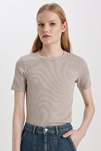DeFacto Ribbed Cut Slim Fit Crew Neck T-Shirt - C0097Ax24Sm