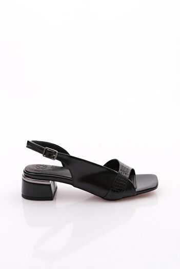 DGN 104 Women's Striped Low Heel Sandals