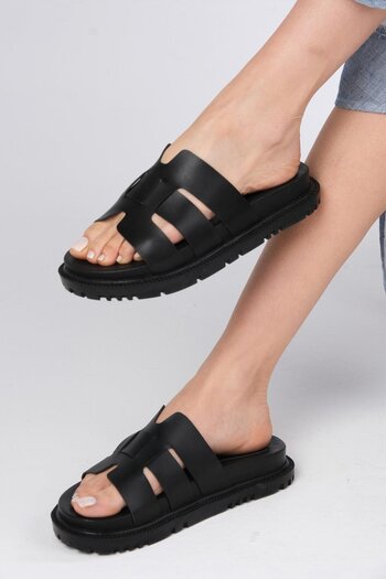 Mio Gusto Ramona Black Color Women's Slippers