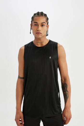 DeFacto Defactofit Slim Fit Printed Crew Neck Heavy Fabric Undershirt A1736Ax24Sm