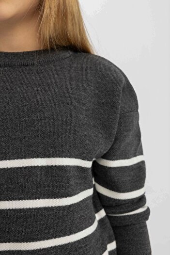 DeFacto Kız Çocuk Çizgili Bisiklet Yaka Triko Okul Kazağı Z0194A624AU