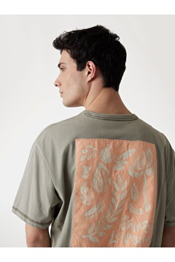 Guess SS CN PATCH ΣΤΗ ΠΙΣΩ ΠΟΙΝΑ