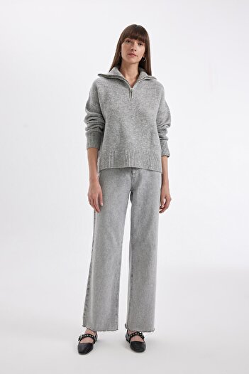DeFacto Oversize Wide Fit Half Zipper Stand Collar Knitwear Sweater A8180Ax24Wn