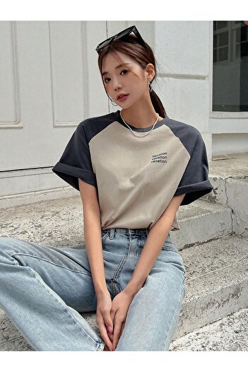 DUBU BUTİK Vocation Piece Single Jersey T-shirt - Beige Smoke printed Oversize Crew Neck κοντομάνικο T-shirt