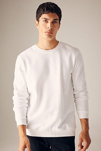 DeFacto Regular Fit Crew Neck Thick Basic Plain Sweatshirt T3777Az23Au