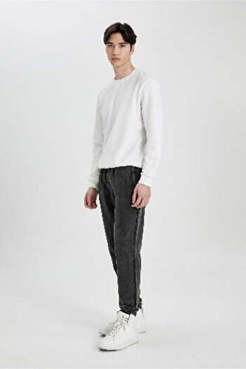 DeFacto Regular Fit Sweatpants Fleto Pocket Washed Faded Effect Waist Lace up Elastic Leg A1992Ax24Sp