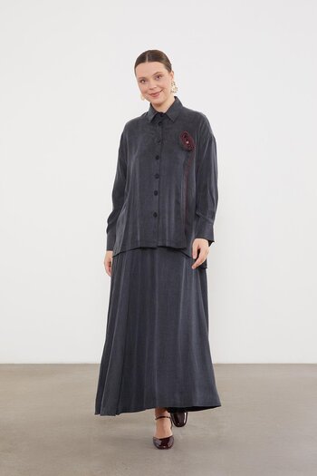 Levidor Black Cupra Skirt Set with Rose Detail on the Front and Buttons