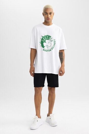 DeFacto Boston Celtics NBA Fit Oversize-T-Shirt – Rundhalsausschnitt, kurze Ärmel T3098az23au