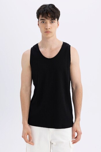 DeFacto Slim Fit Dar Kesim Bisiklet Yaka Basic Düz Ribana Atlet C2734ax24sm