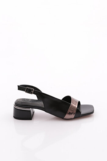 DGN 104 Women's Striped Low Heel Sandals