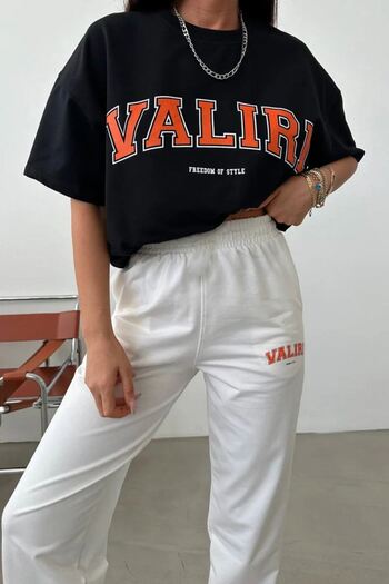 CLAYES Μαύρο μπλουζάκι Valiri + Λευκή φόρμα + Jogger + Oversize Cycling Yak Suit