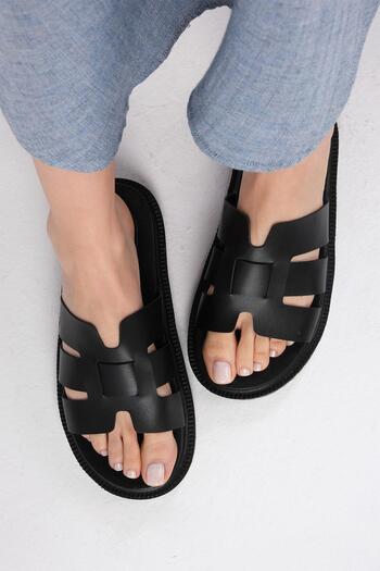 Mio Gusto Ramona Black Color Women's Slippers