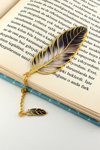 Solfera Black Feather Quill Reader Vintage Metal Bookmark Book Mark with Chain Ay031