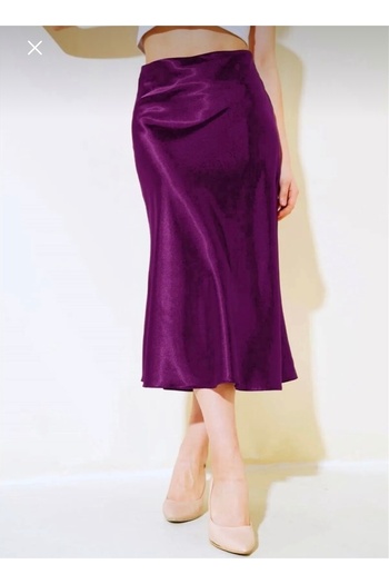 Kahra Collection Fusta din satin drapată de 82 cm prune