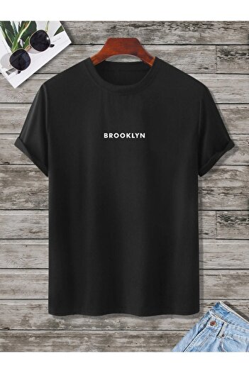 DUBU BUTİK Μπλουζάκι Brooklyn Minimal - Μαύρο εμπριμέ κοντομάνικο μπλουζάκι με λαιμόκοψη