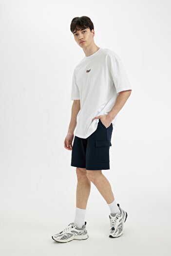DeFacto Regular Fit Straight Leg Pocket Basic Straight Shorts B8796Ax24Sm