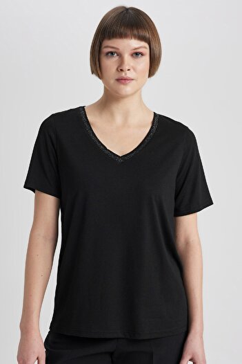 DeFacto Regular Fit V-Neck Short Sleeve T-Shirt K5057Az24Sp